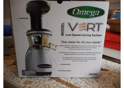 Omega VERT Low Speed Juicer