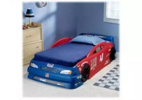 Race car bed set
